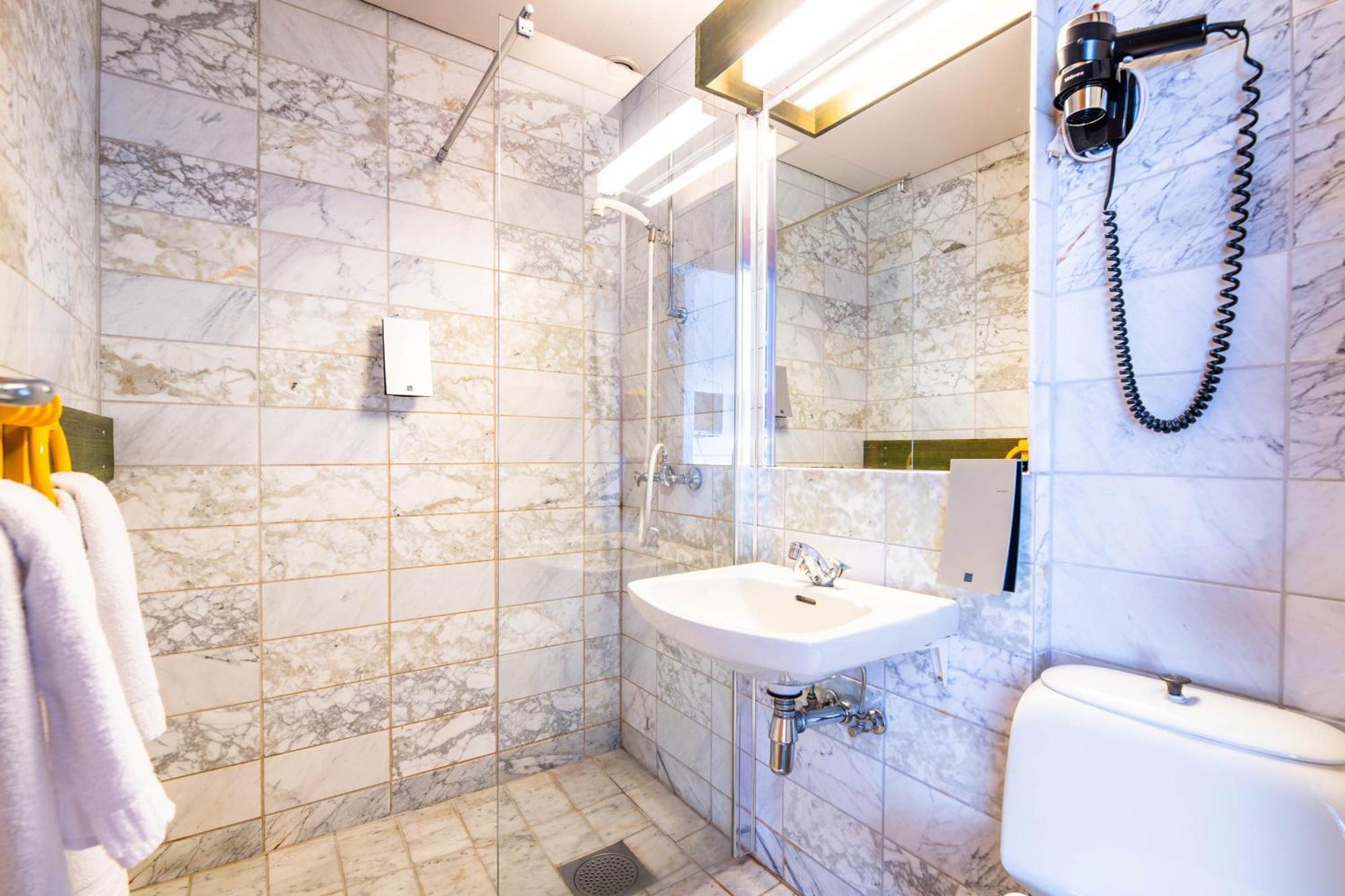 Bo Hotel Бьо Екстер'єр фото